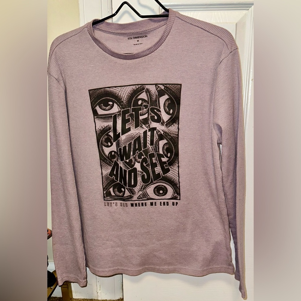 Men's purple sweatshirt. Size Medium.